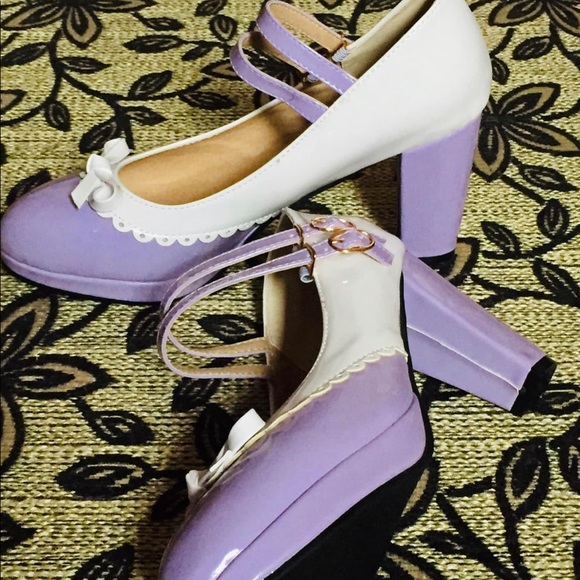 Shoes - ❤️ NEW Vintage Heels Shoes Purple White